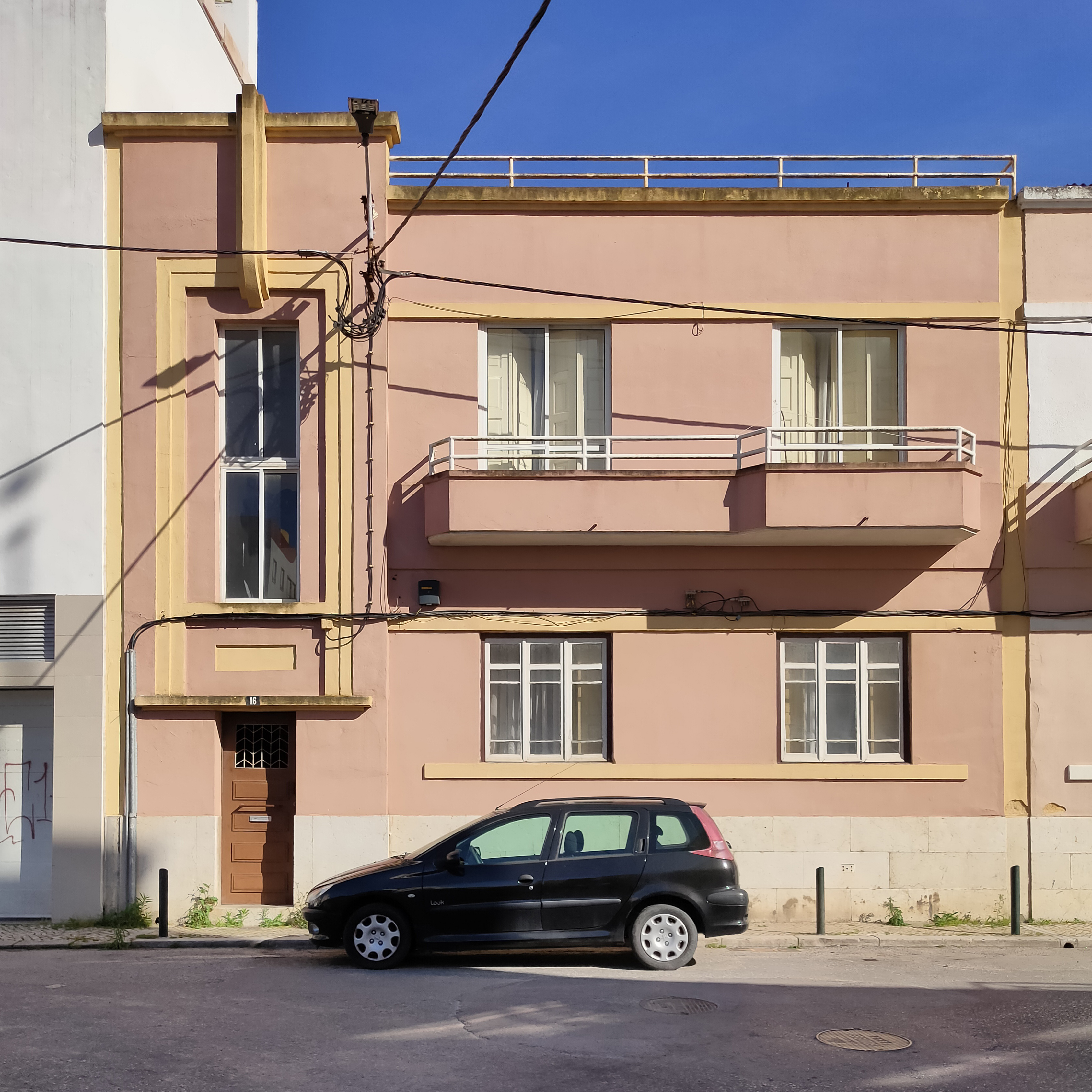 Squared Facades 6-17