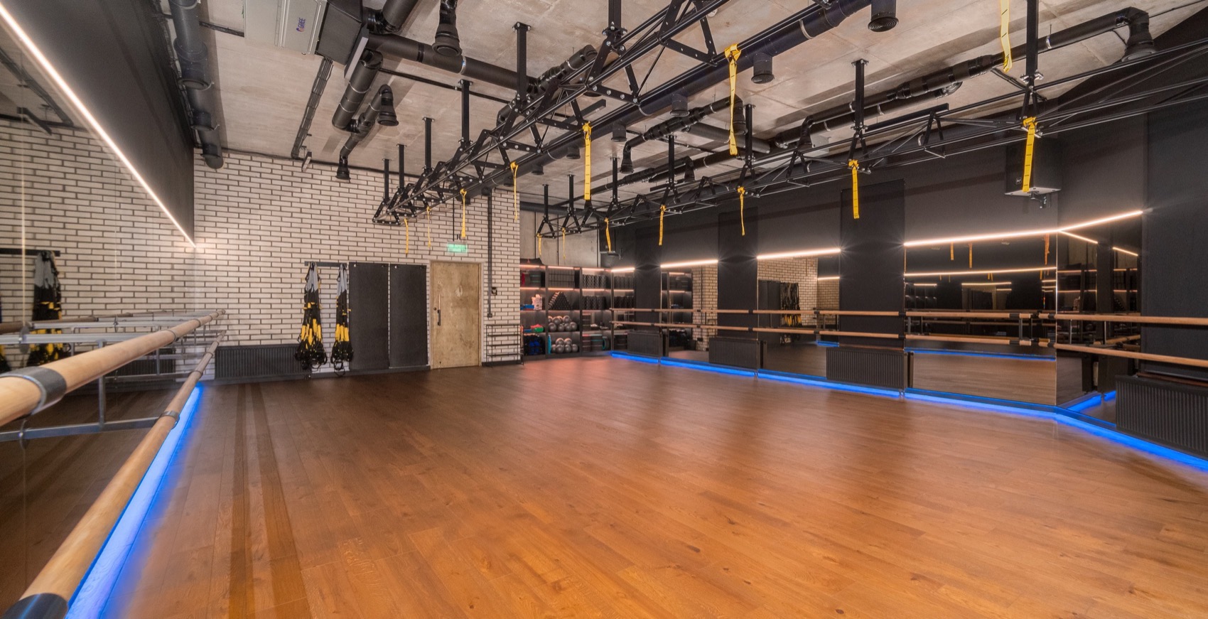 Smartass Kharkiv健身俱乐部丨乌克兰哈尔科夫丨Smartass Design Studio-66