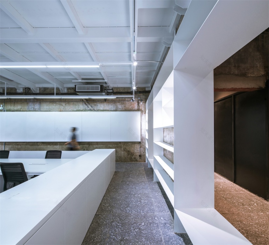 武汉474㎡老厂房改造UAO新办公室-9