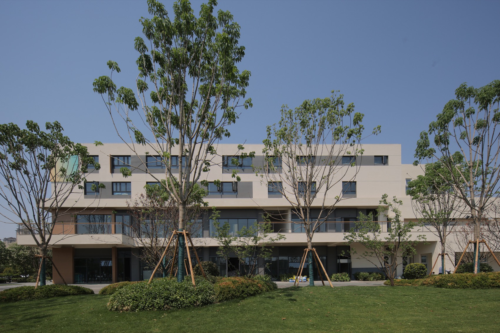 西安万科理想城北区小镇中心·池岛丨中国西安丨成都九十建筑设计有限公司-19