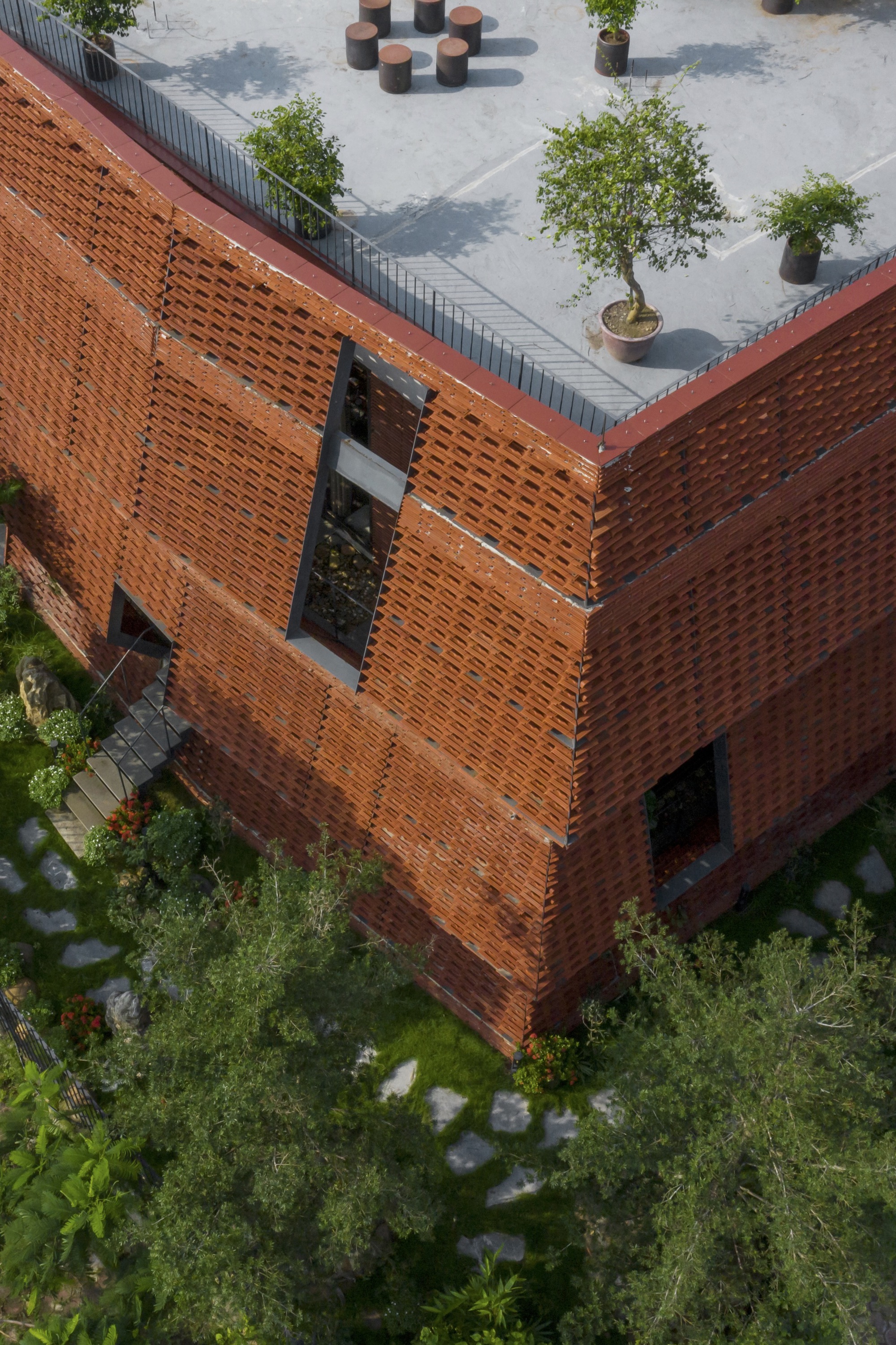 瓦片雀巢屋丨越南丨H&P Architects-23