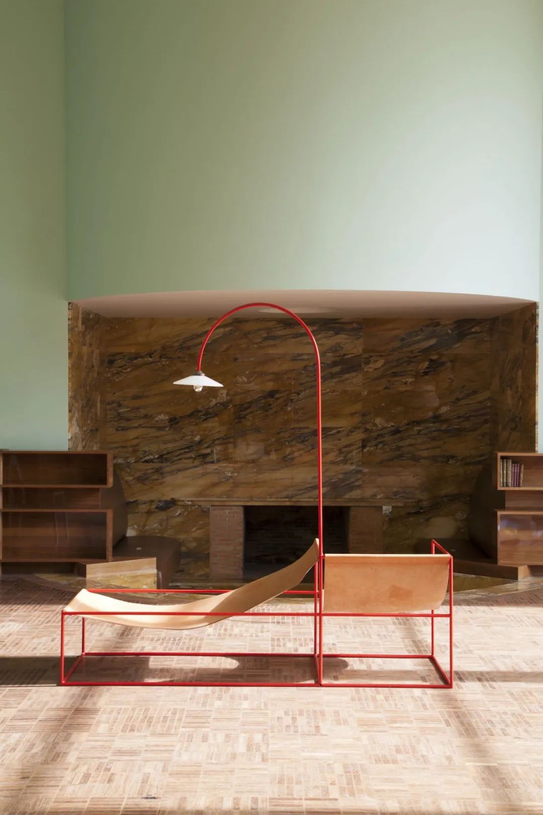 '现代与古典的矛盾之美——Muller Van Severen 在 Villa Cavrois 的家具设计展览'-4