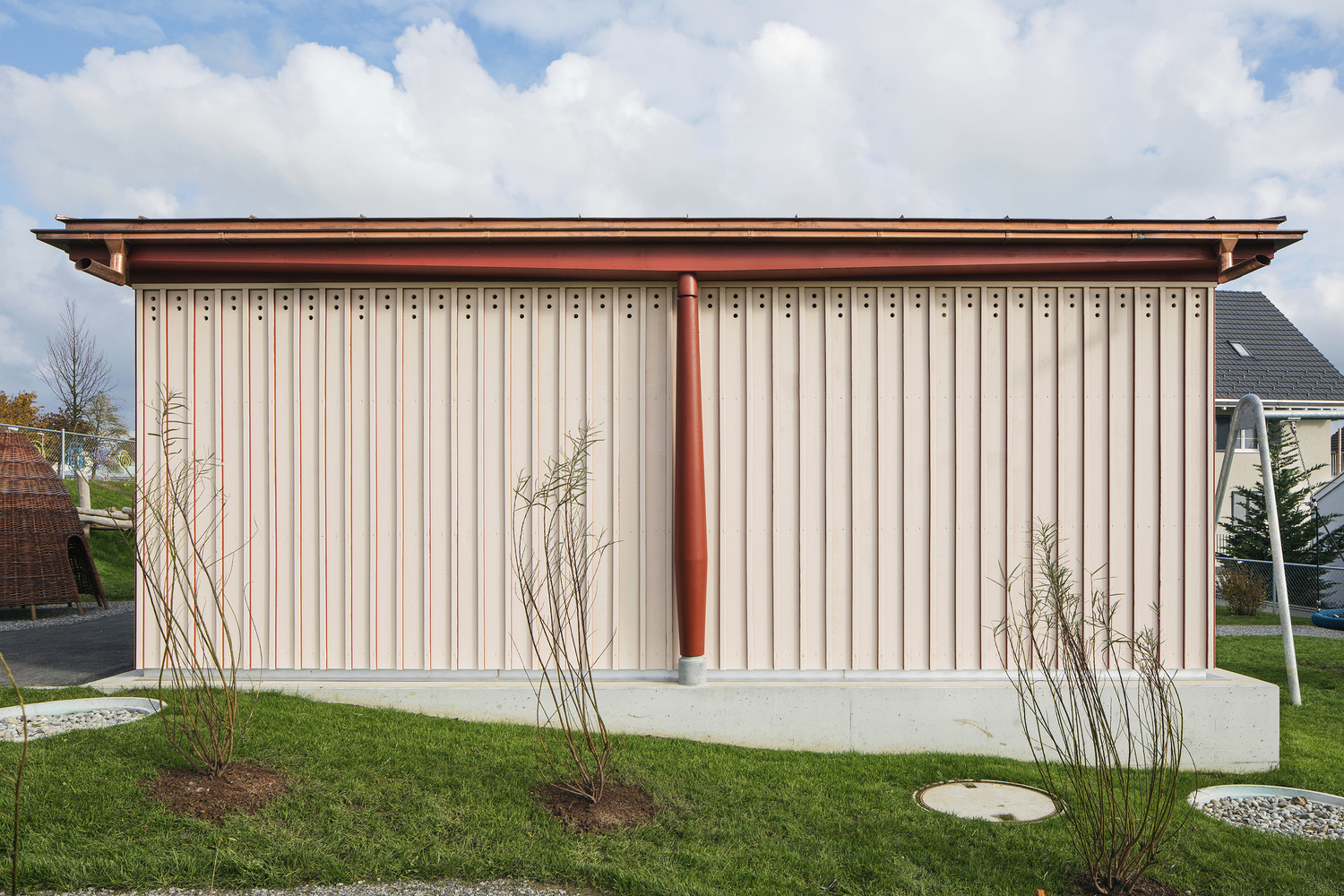 瑞士 Zihlschlacht 幼儿园 · 螺旋木构魅力-35