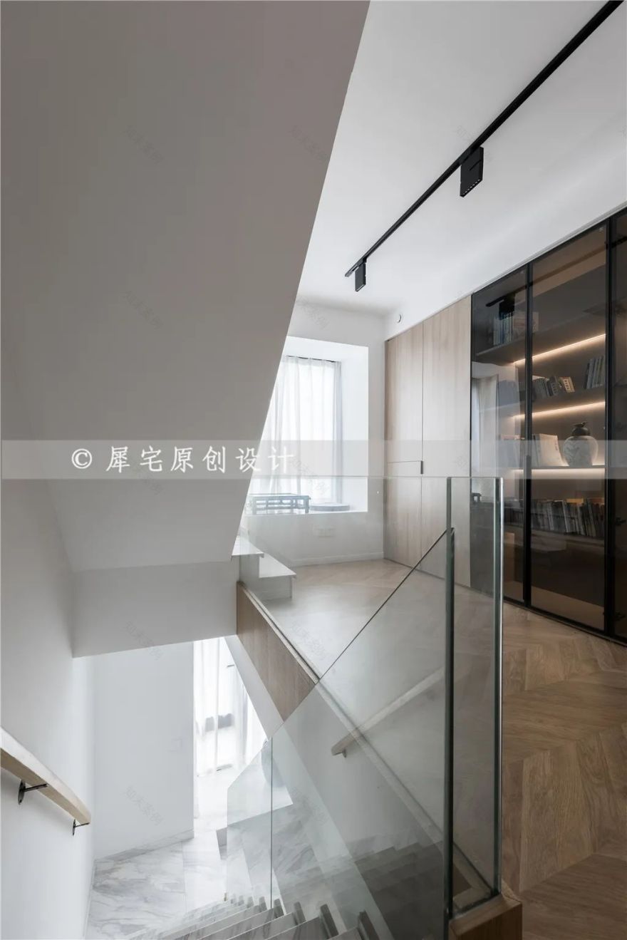 180 平顶层复式,空间重塑,彰显现代高级质感!-84