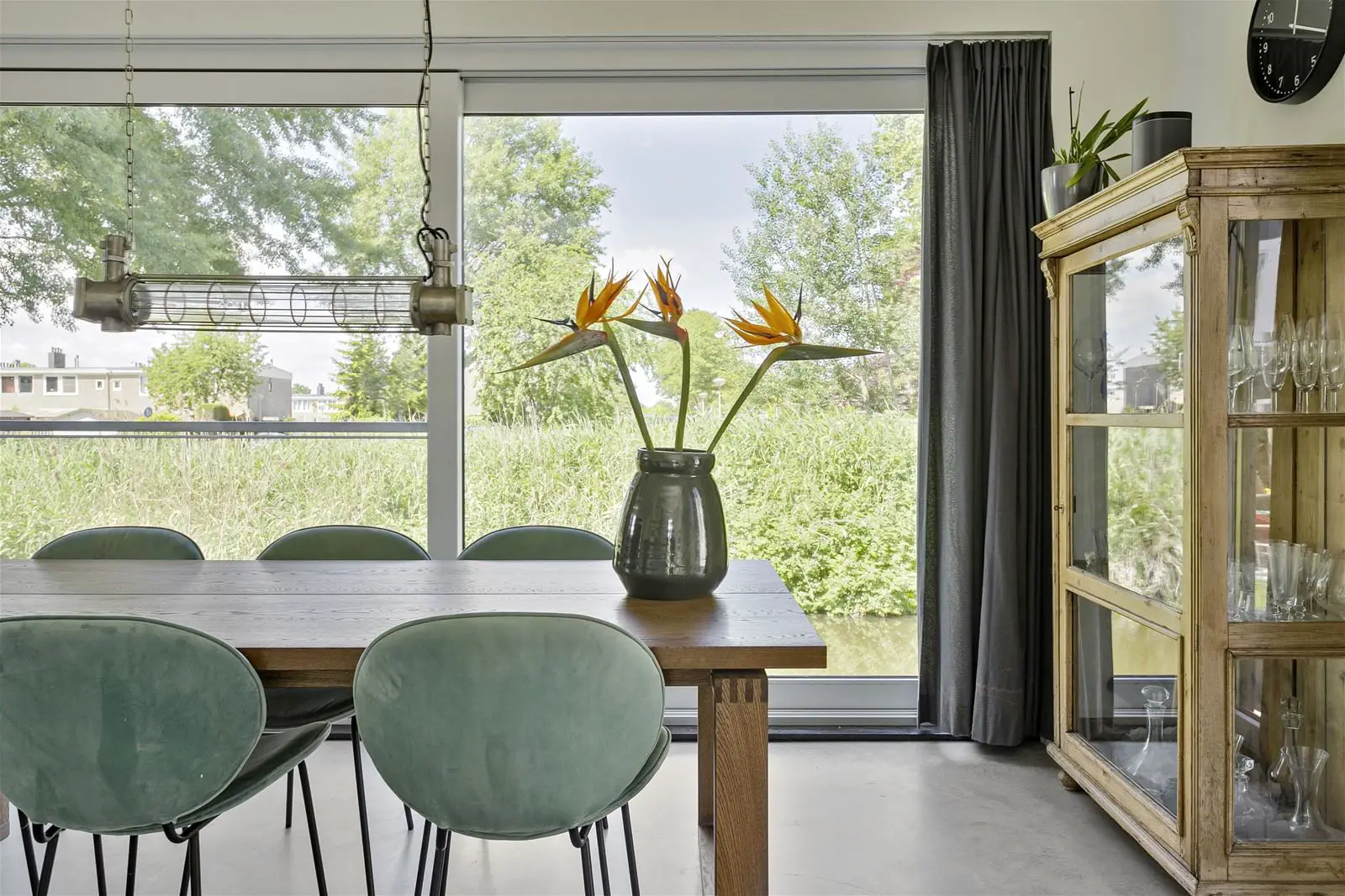 Amsterdam 水岸木屋 | 现代设计与自然美景的完美融合-12