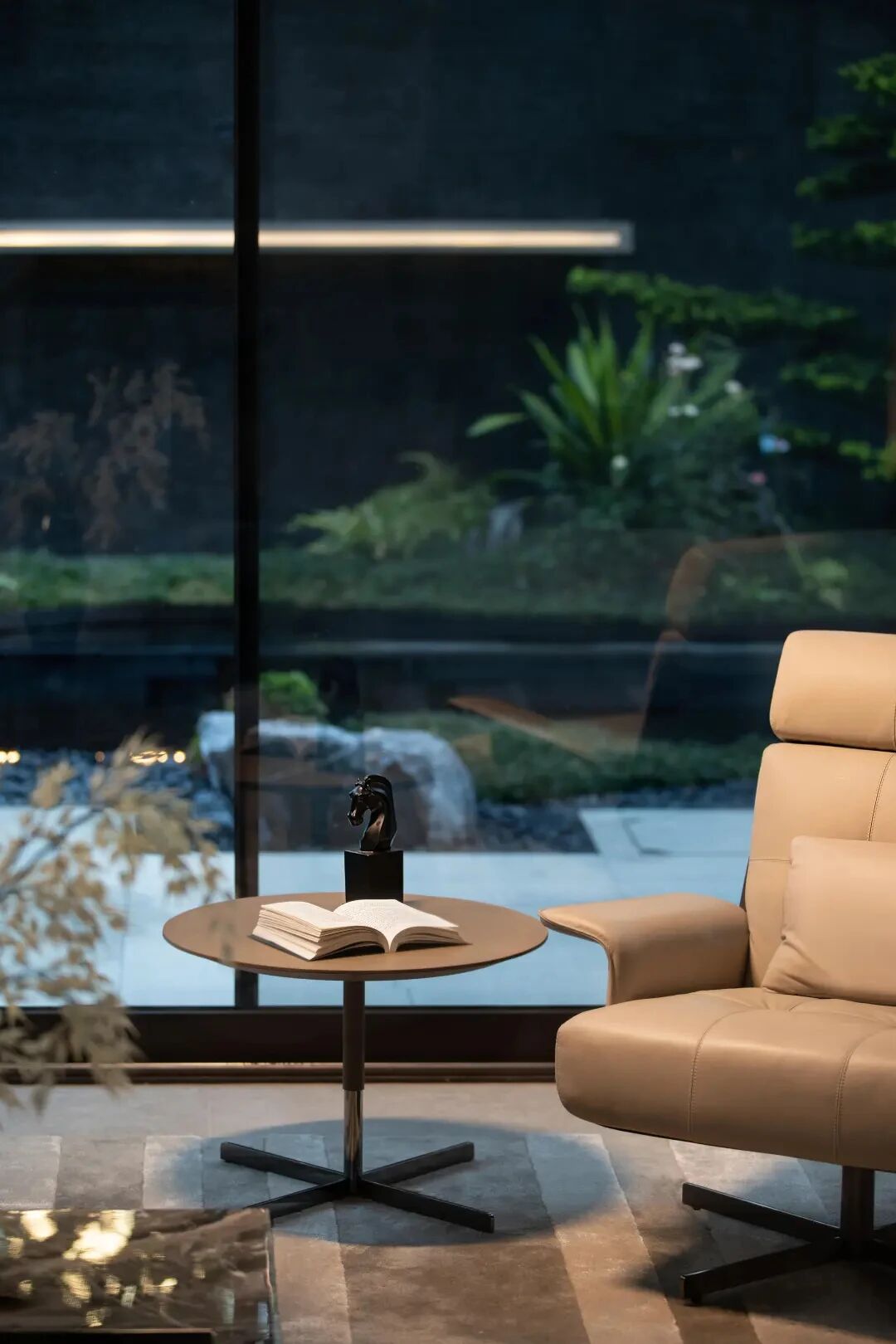 720㎡现代雅奢别墅,优雅从不需张扬-76