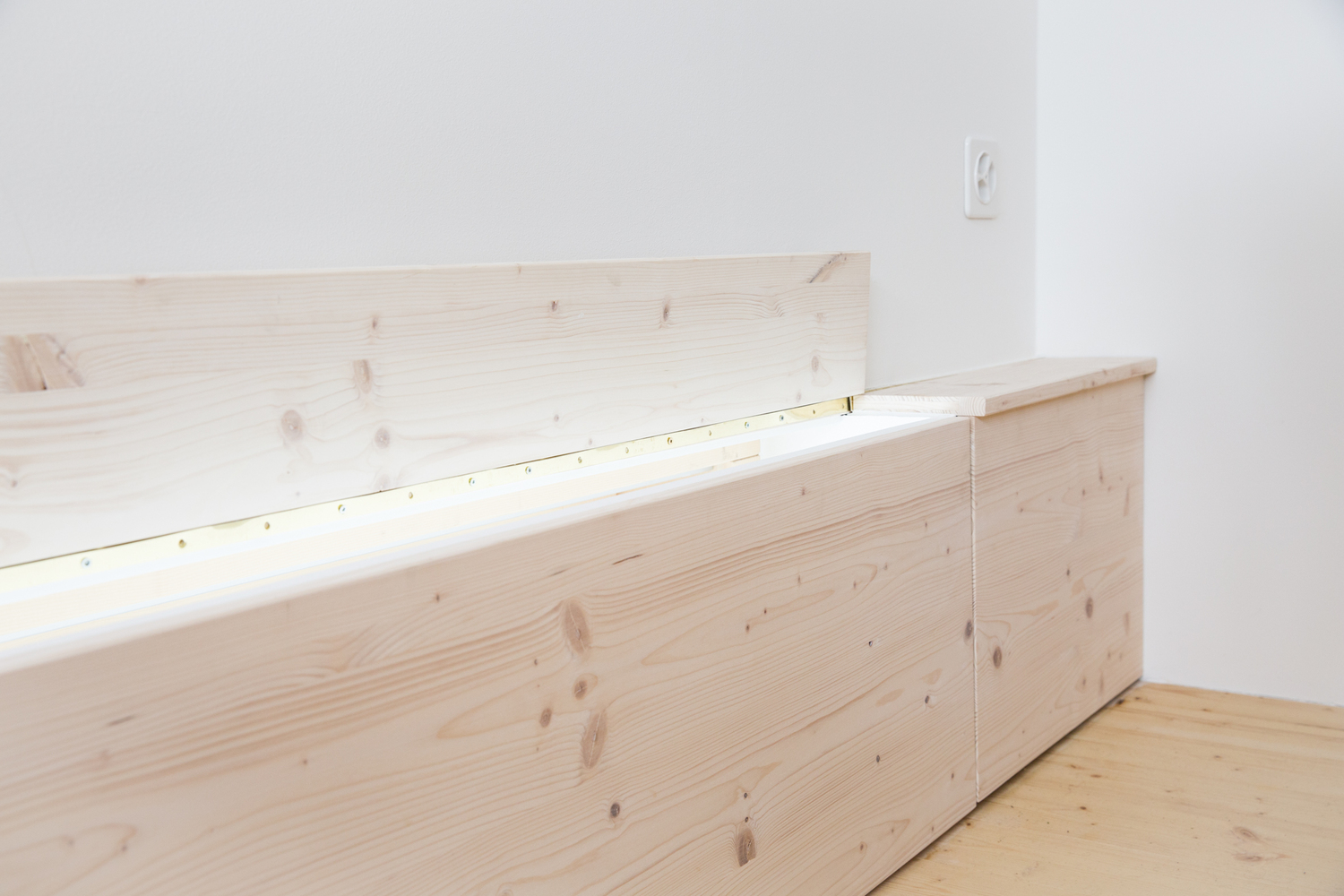 瑞士山间小屋丨Atelier Circonflexe Architectes-26