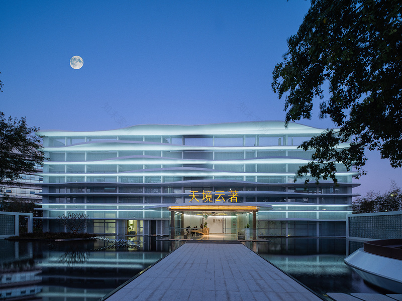 天境云著美学馆 | 自然光影的诗意空间-8