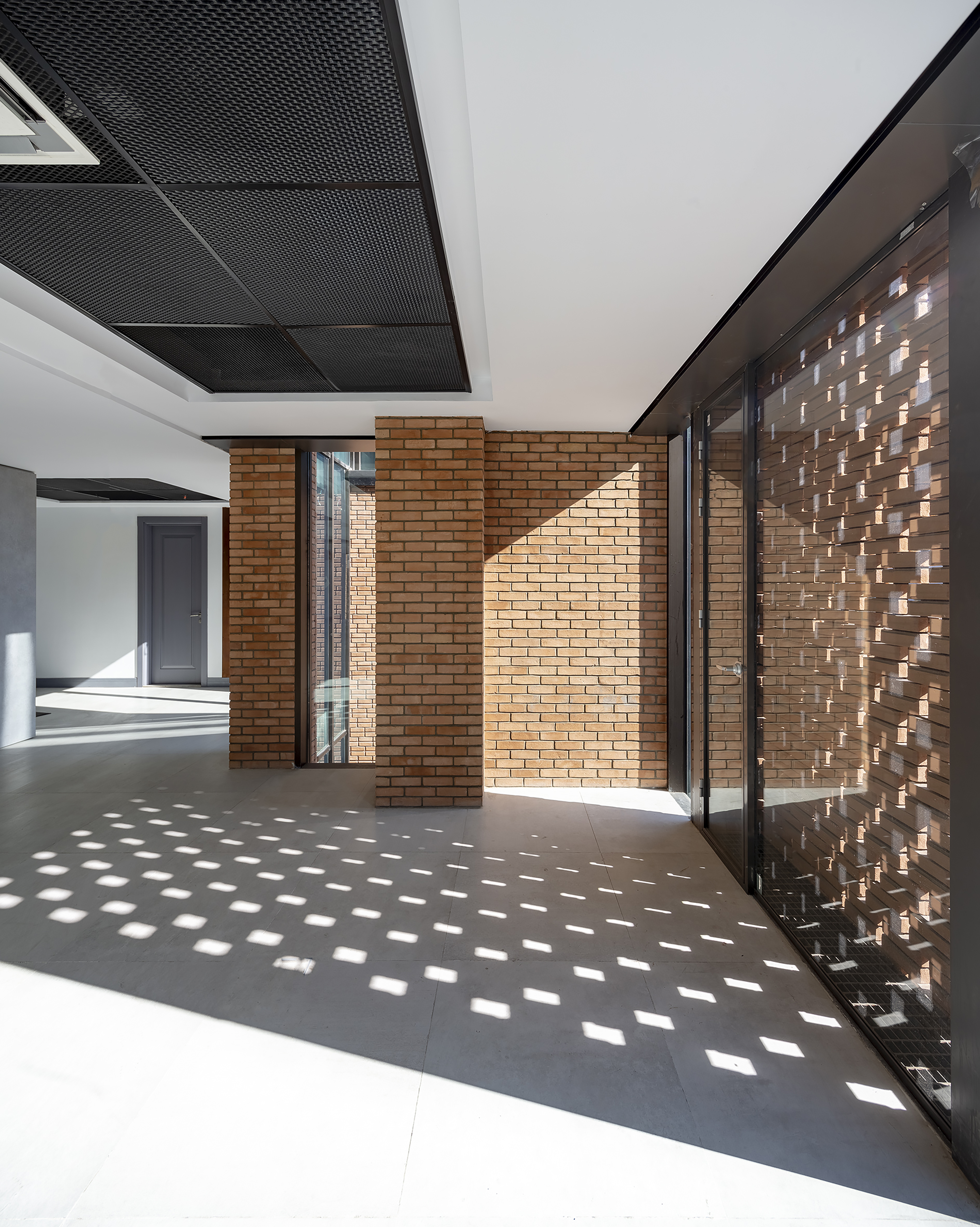 动态立方 · 伊朗 Zomorrod 11 建筑设计丨伊朗德黑兰丨Ákaran Architects-10