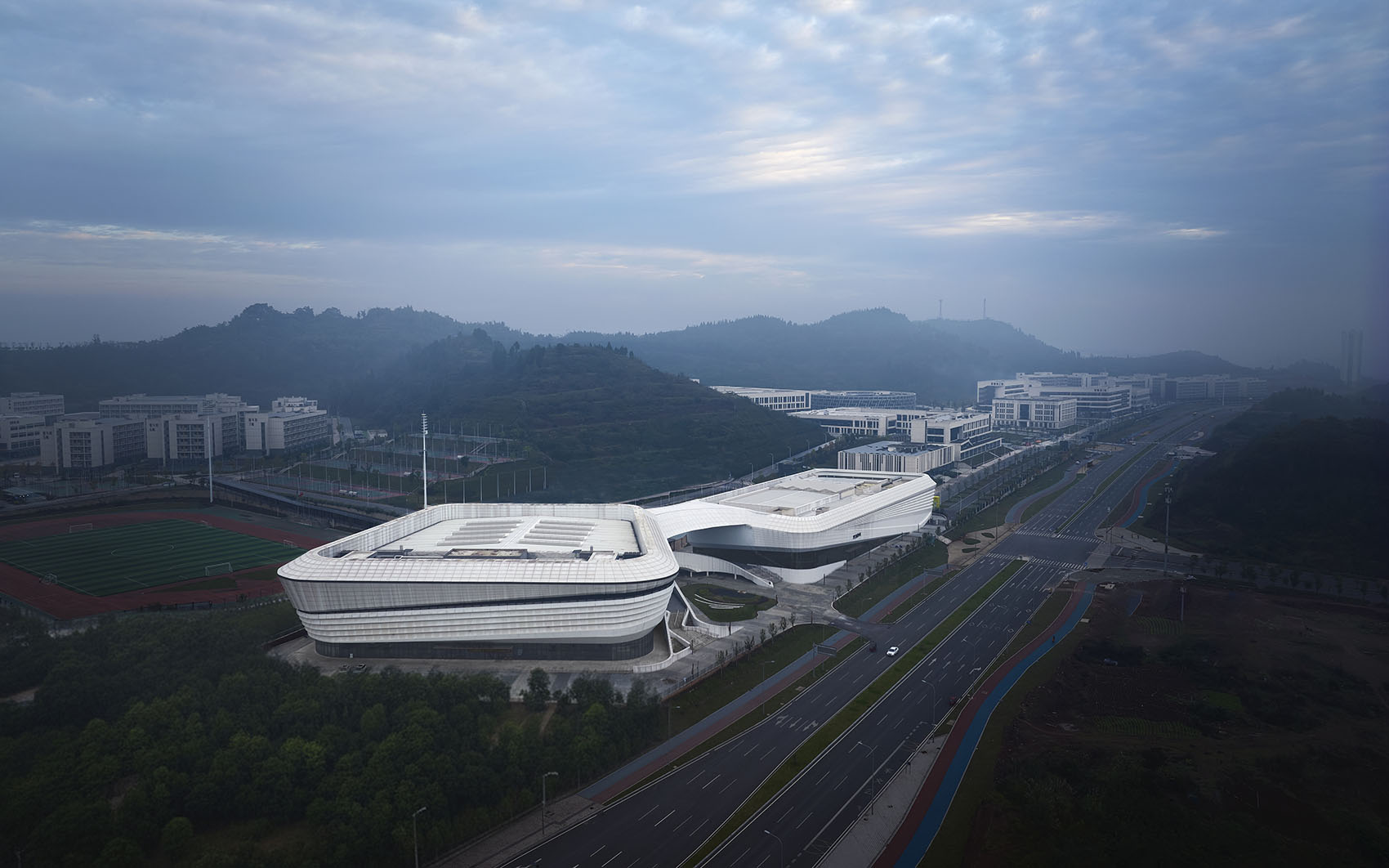 重庆电力高等专科学校潼南校区文体活动中心丨中国重庆丨天津大学设计总院·顾志宏工作室-6