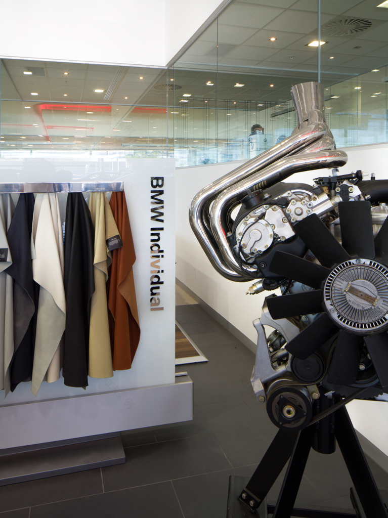 Doncaster 宝马 MINI 中心_高科技环保设计-14