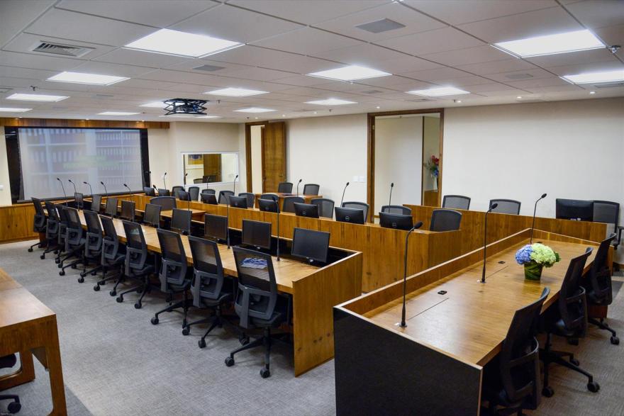 巴西 CCBC 办公室 · 色彩与木质的完美融合-7