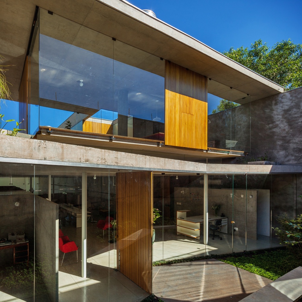 巴西奥兰蒂亚住宅 · 共生设计展现居住与工作空间-19