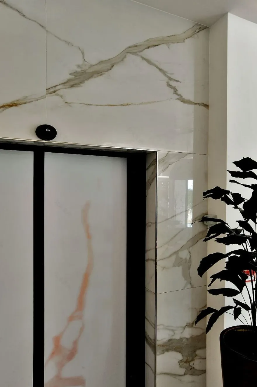 斯洛文尼亚阳光海岸优雅餐厅设计-24