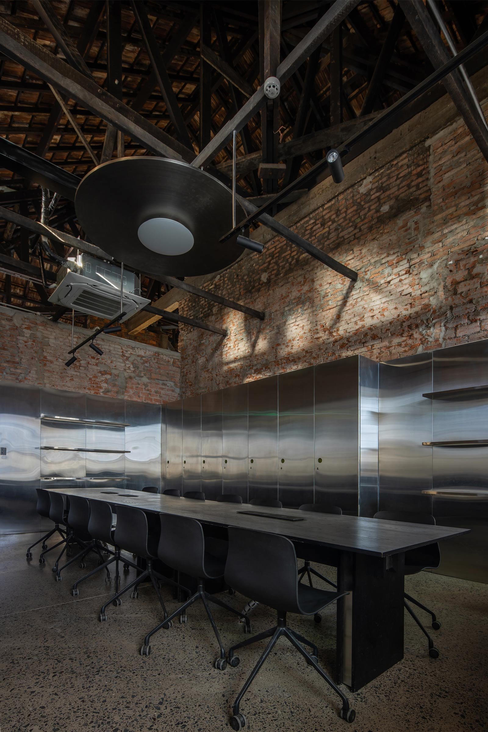 A Heritage Villa Becomes a Mixed-Use Space — Design Anthology-8