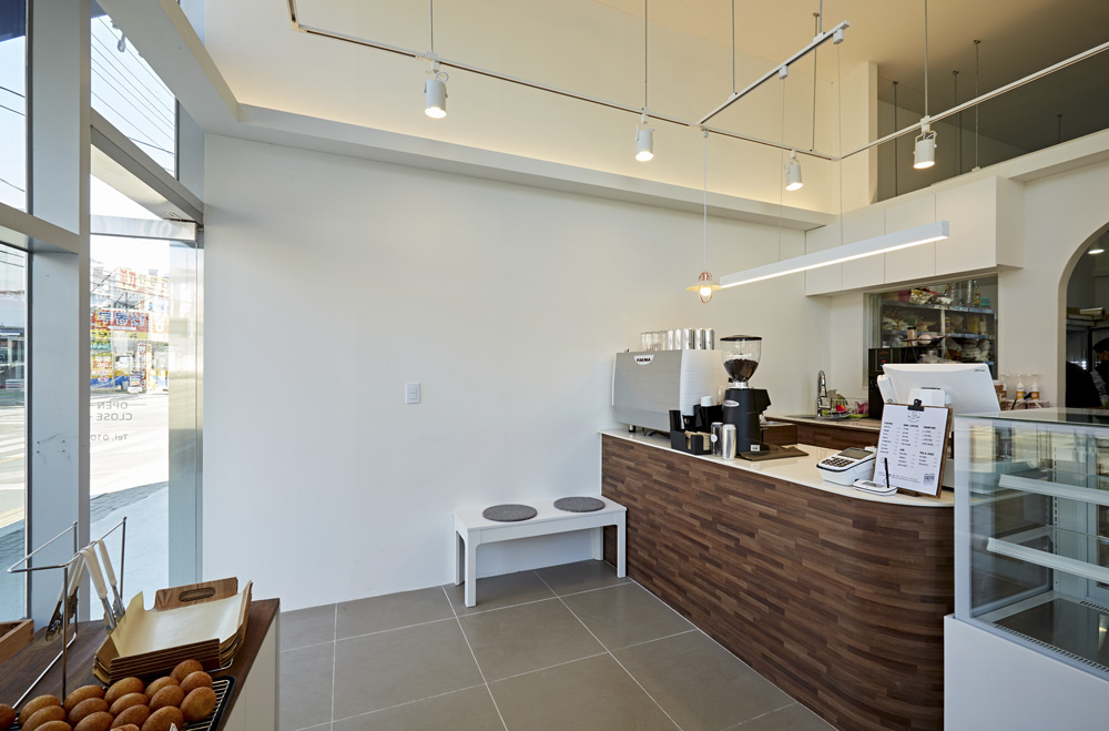 现代简约风格的 12 层新建筑室内设计-10