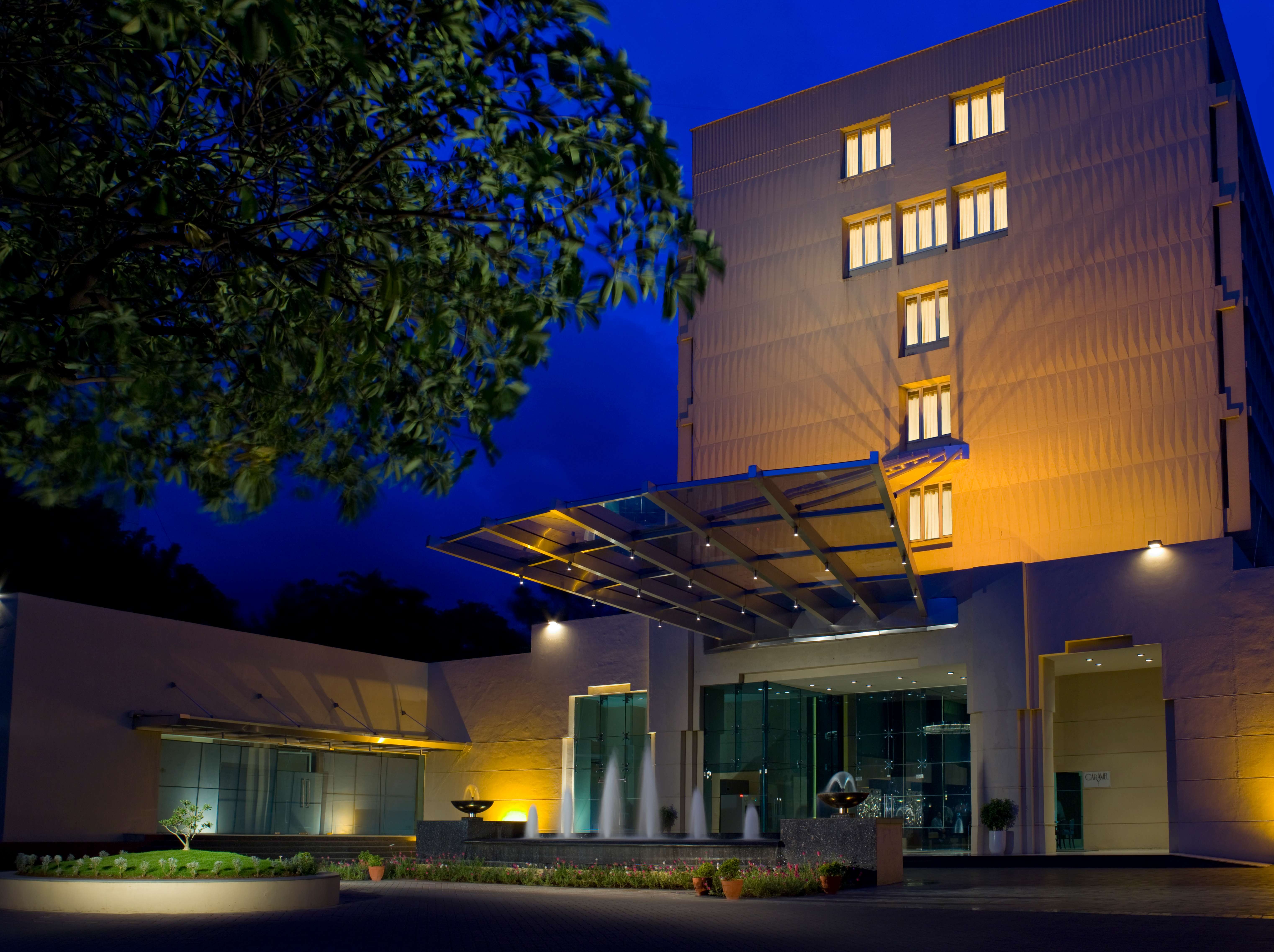 Vivanta by Taj   Blue Diamond  Pune-15