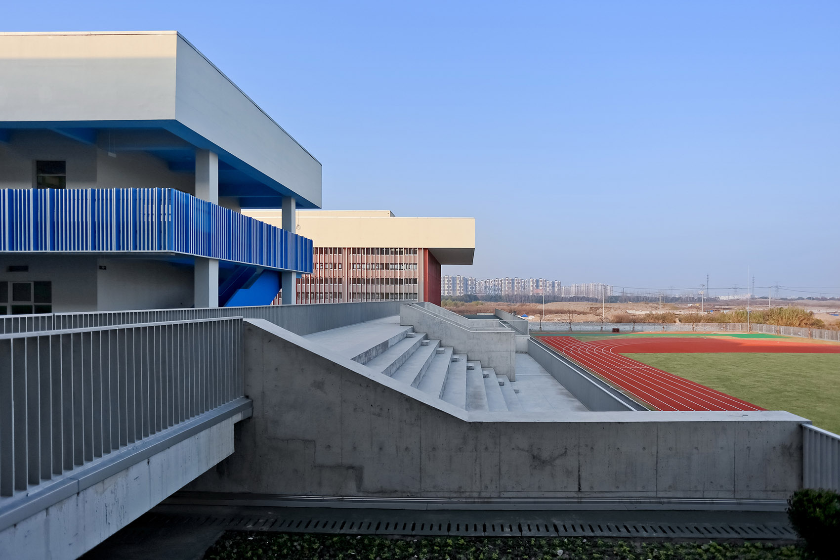 崧淀路中学校园,上海 / 致正建筑工作室-66