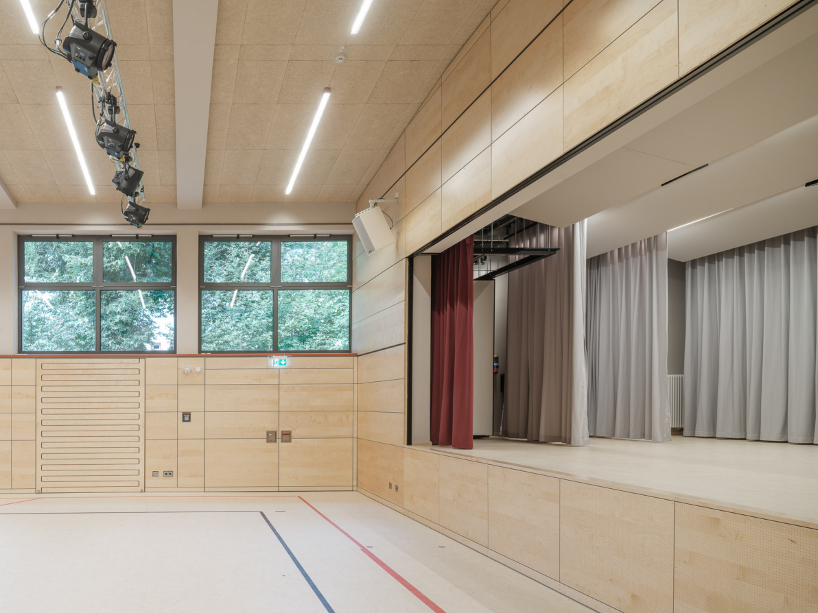  Generalsanierung und Anbau an einer Gemeindehalle - buerohauser-53