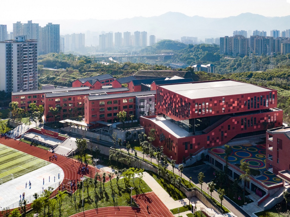 重庆石子山中小学综合体 | 螺旋上升的雕塑感设计-15