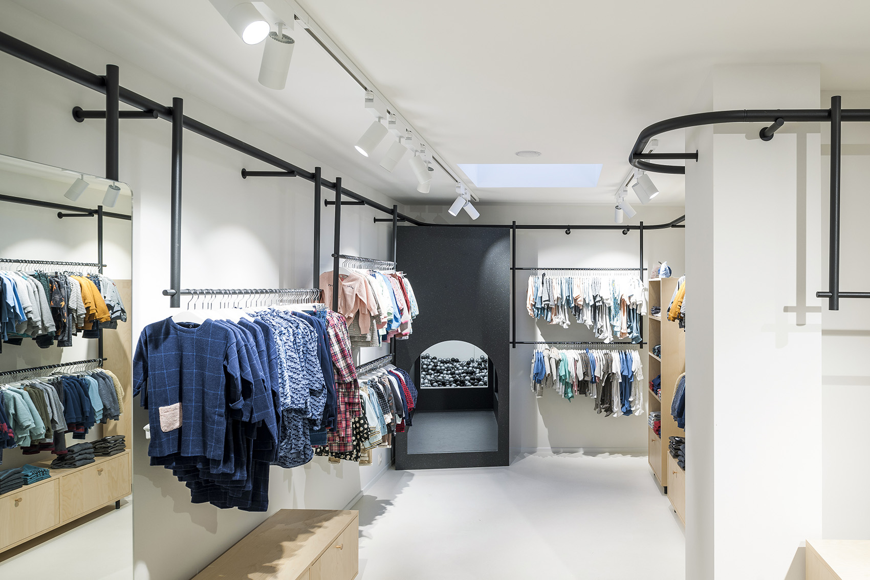 FILOU & FRIENDS 童装店, 阿根廷 / FIVE AM-19