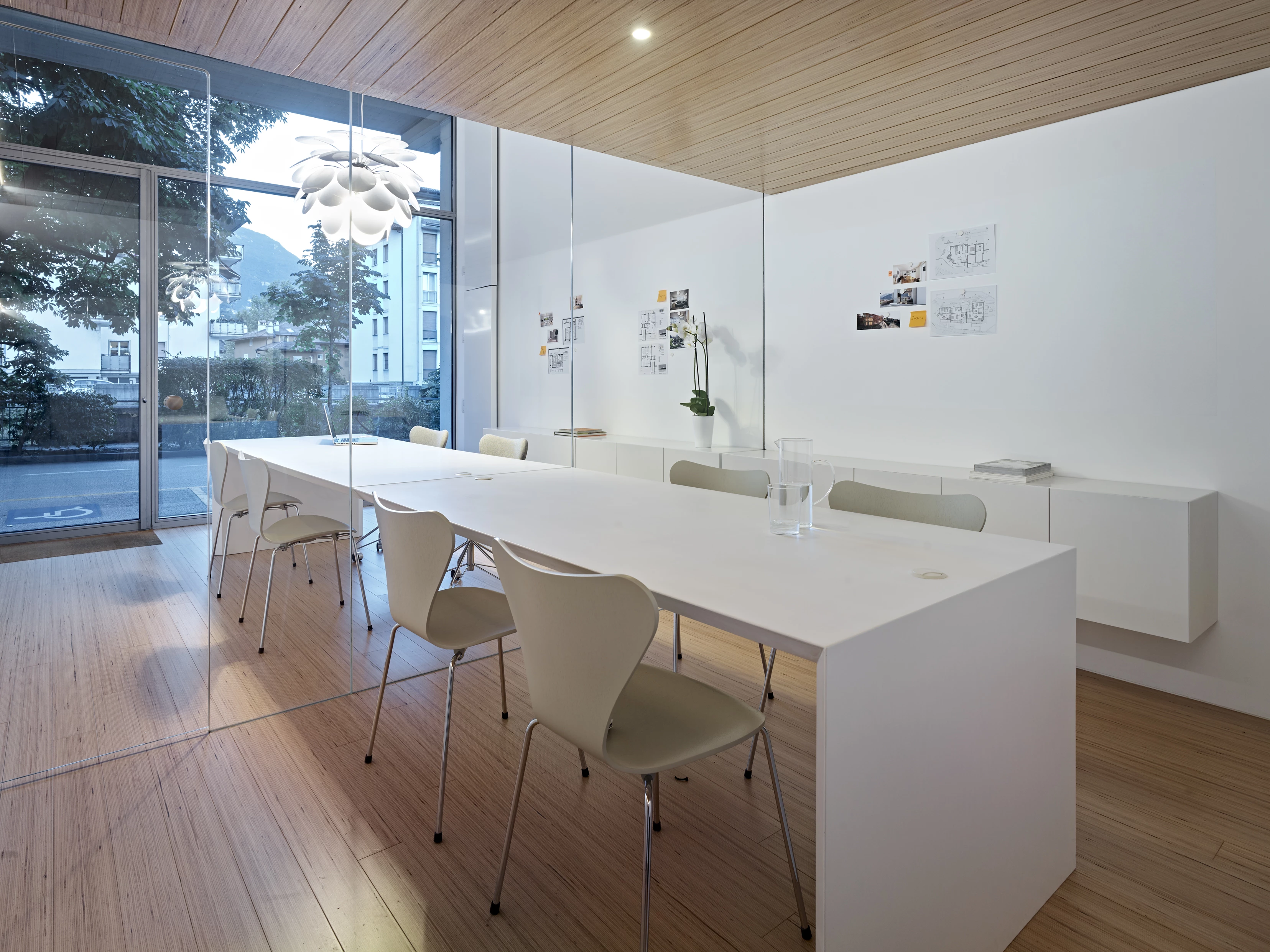 温馨居家感的办公空间设计-14