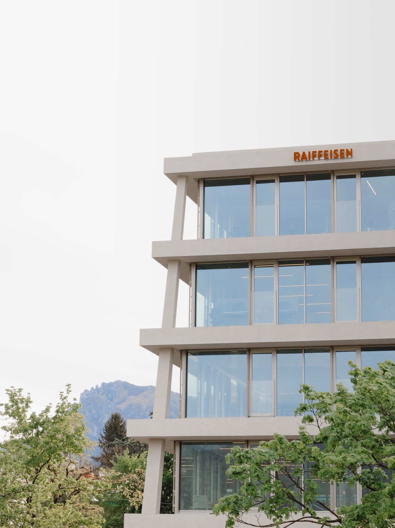 Raiffeisen Bank新办公大楼丨瑞士丨Celoria Architects-17