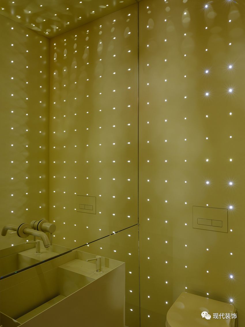 大红之魅 | 莫斯科 Pink Mama 餐厅设计-17