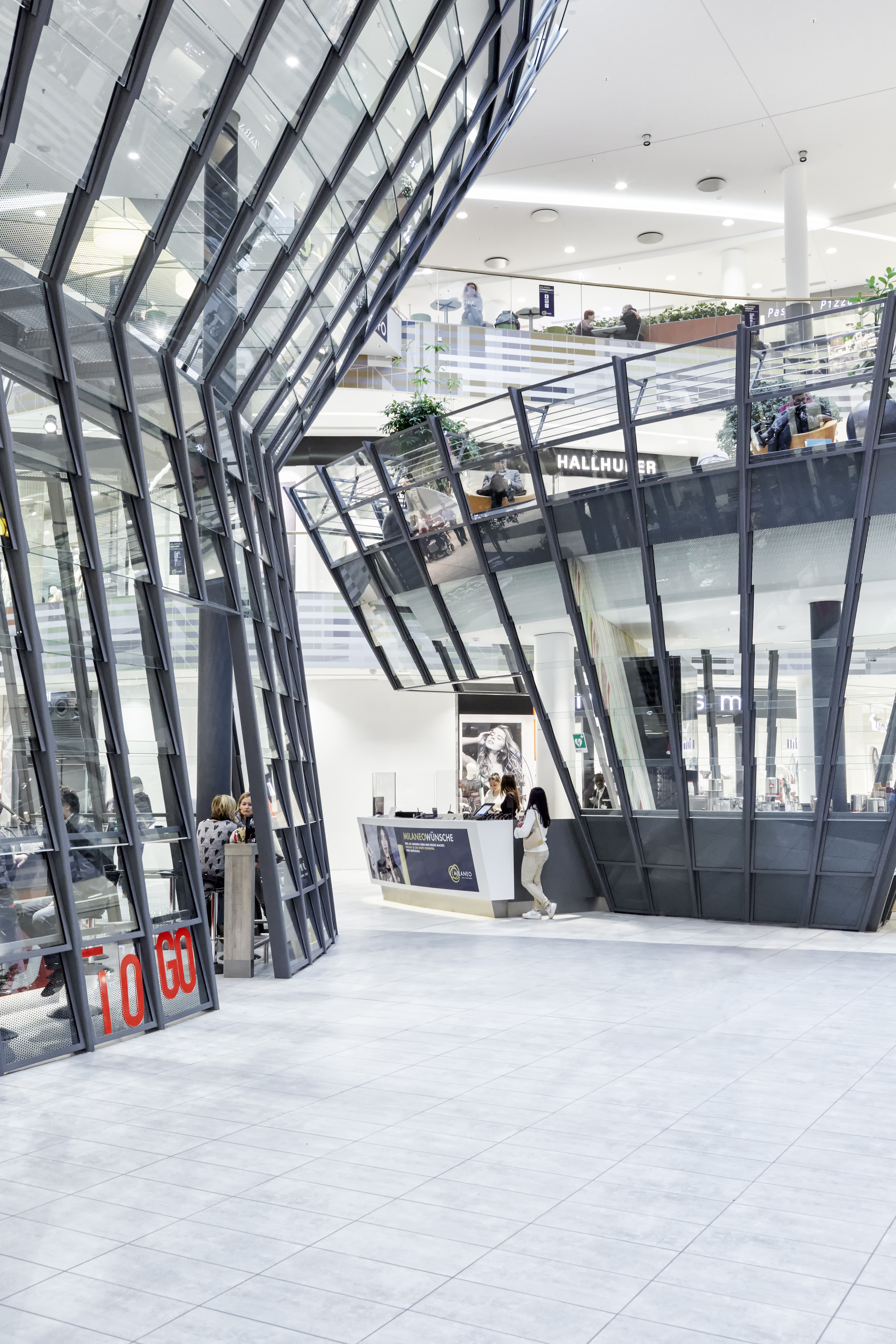 米兰诺购物中心-11