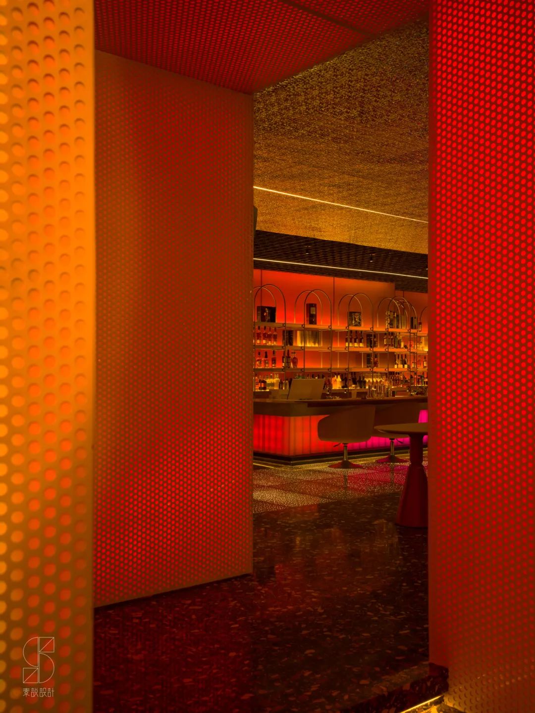 橙光幻影 · WΛIKIKI 餐厅的重庆江北观音桥设计丨中国重庆丨素说设计-26