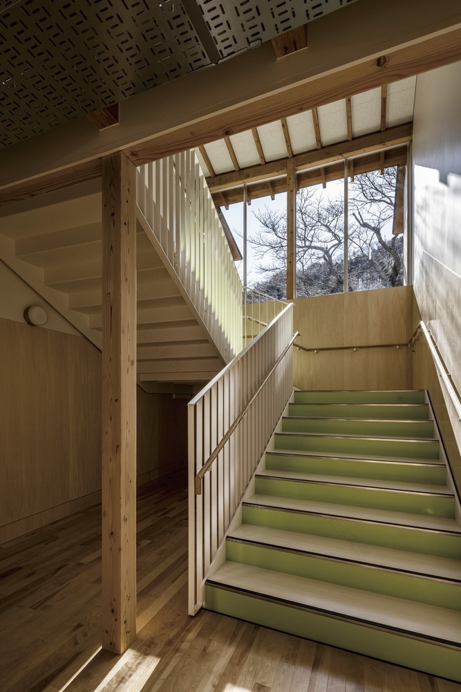 自然环抱的儿童友好型中学丨MIKAMI Architects-33