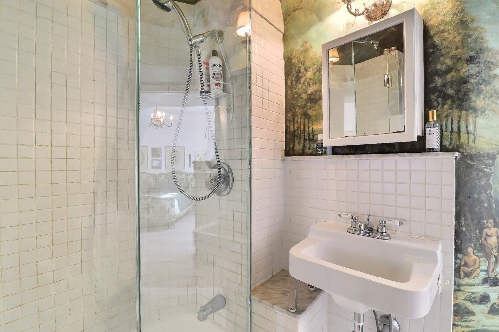 蒙特利尔维勒玛丽区印象深刻的住宅丨加拿大蒙特利尔丨Joli Joli Design-16