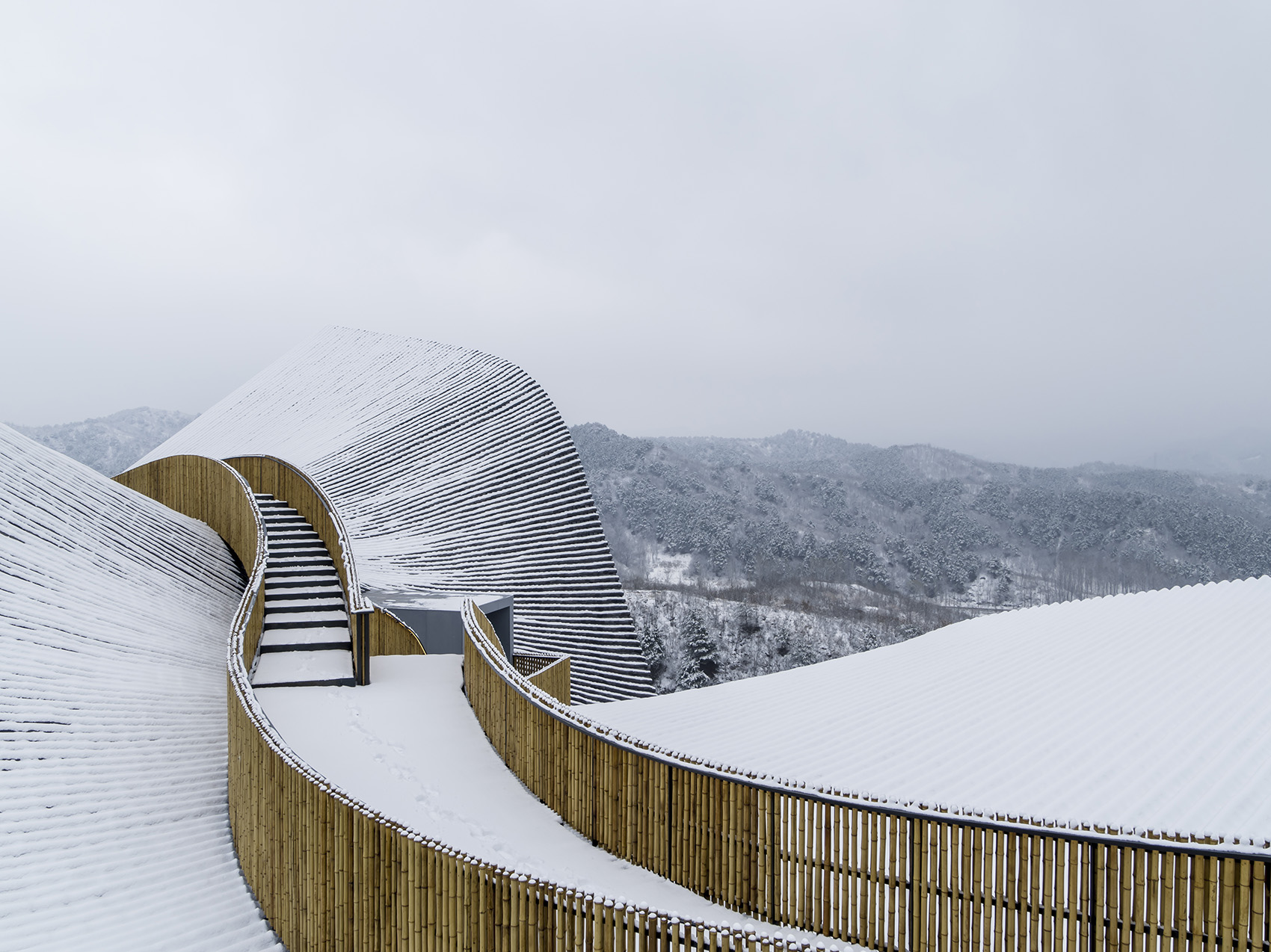 山顶艺术馆，承德 / dEEP Architects-11