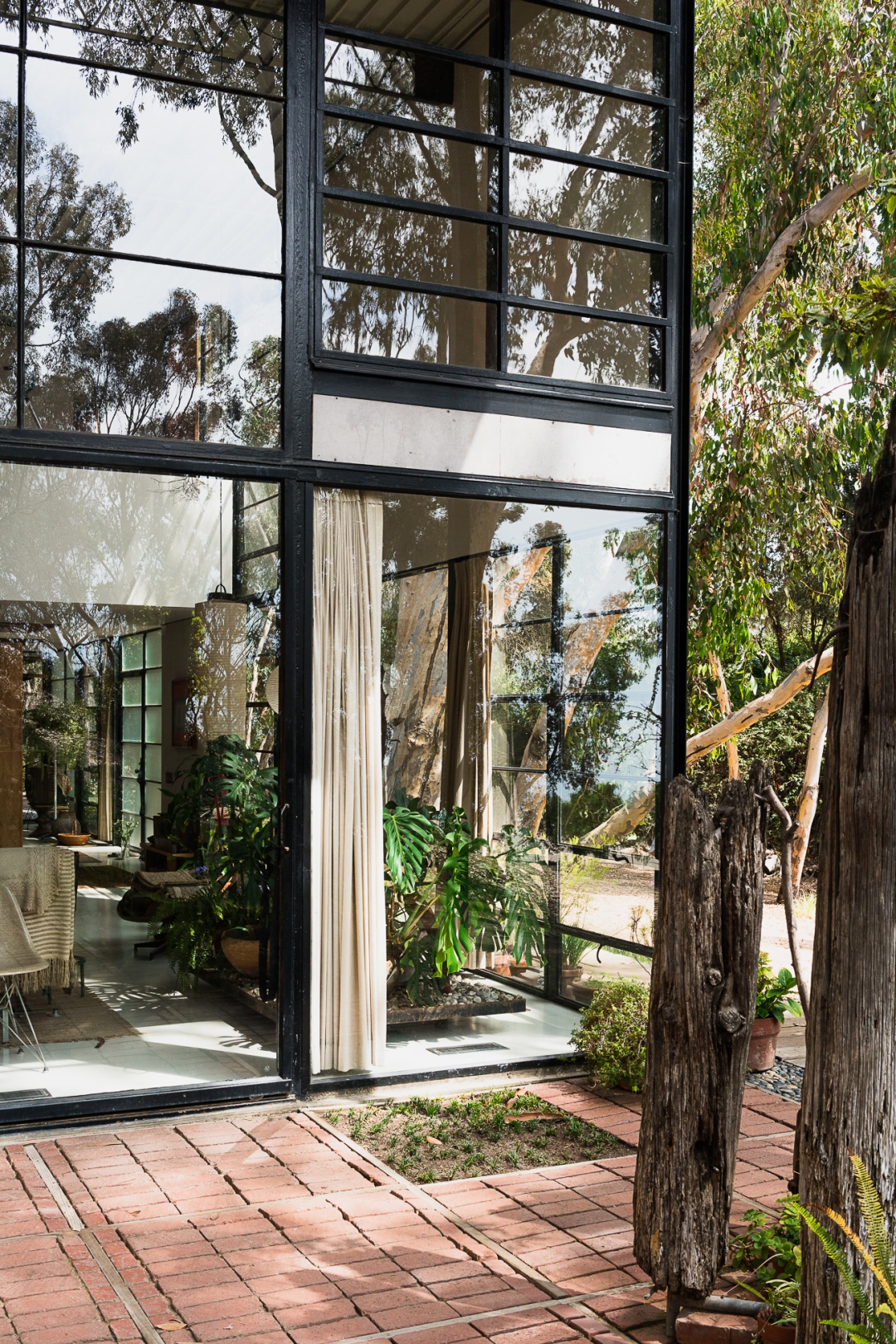 Eames House · 战后现代主义风格的典范丨美国加利福尼亚丨Charles Eames 和 Ray Eames-22