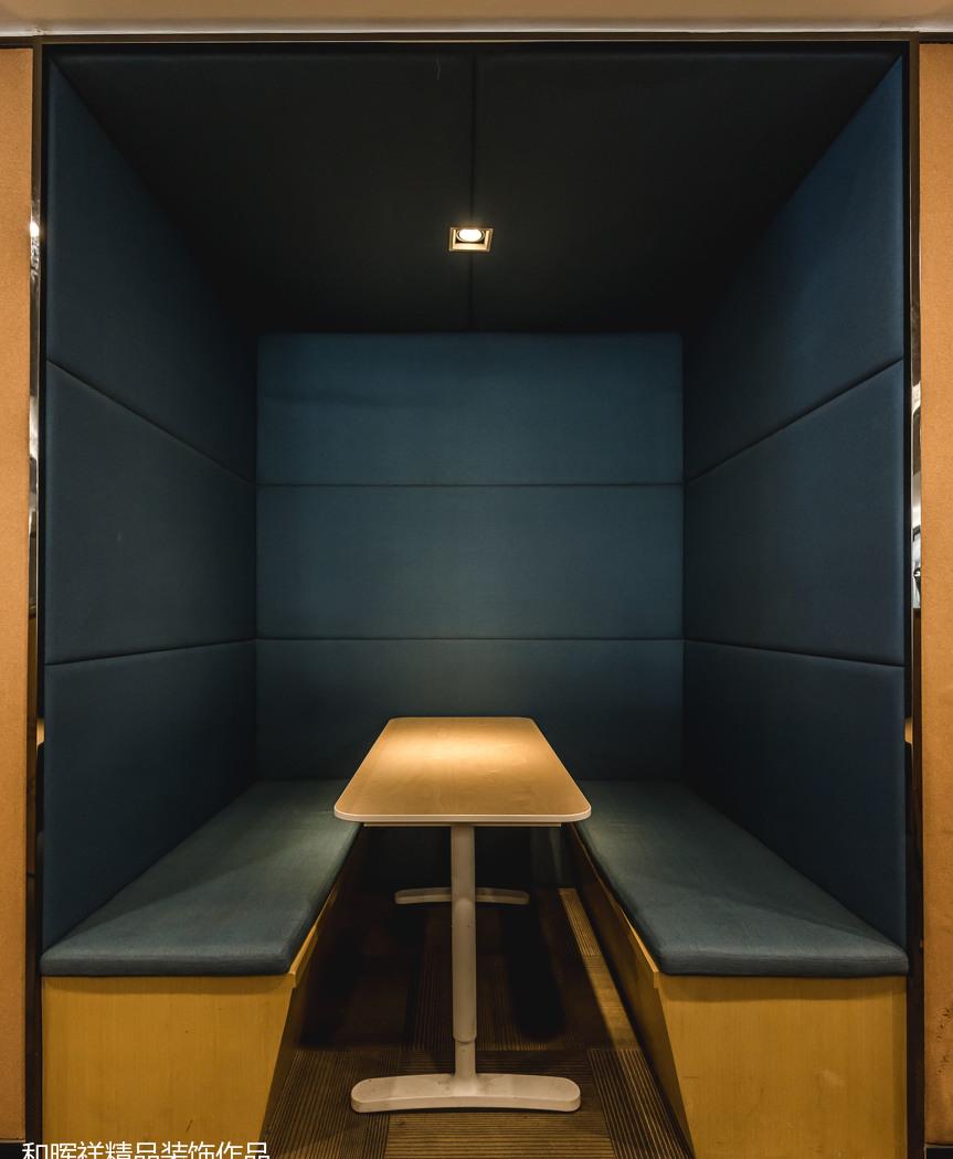 极简主义办公室设计，温馨如家-50