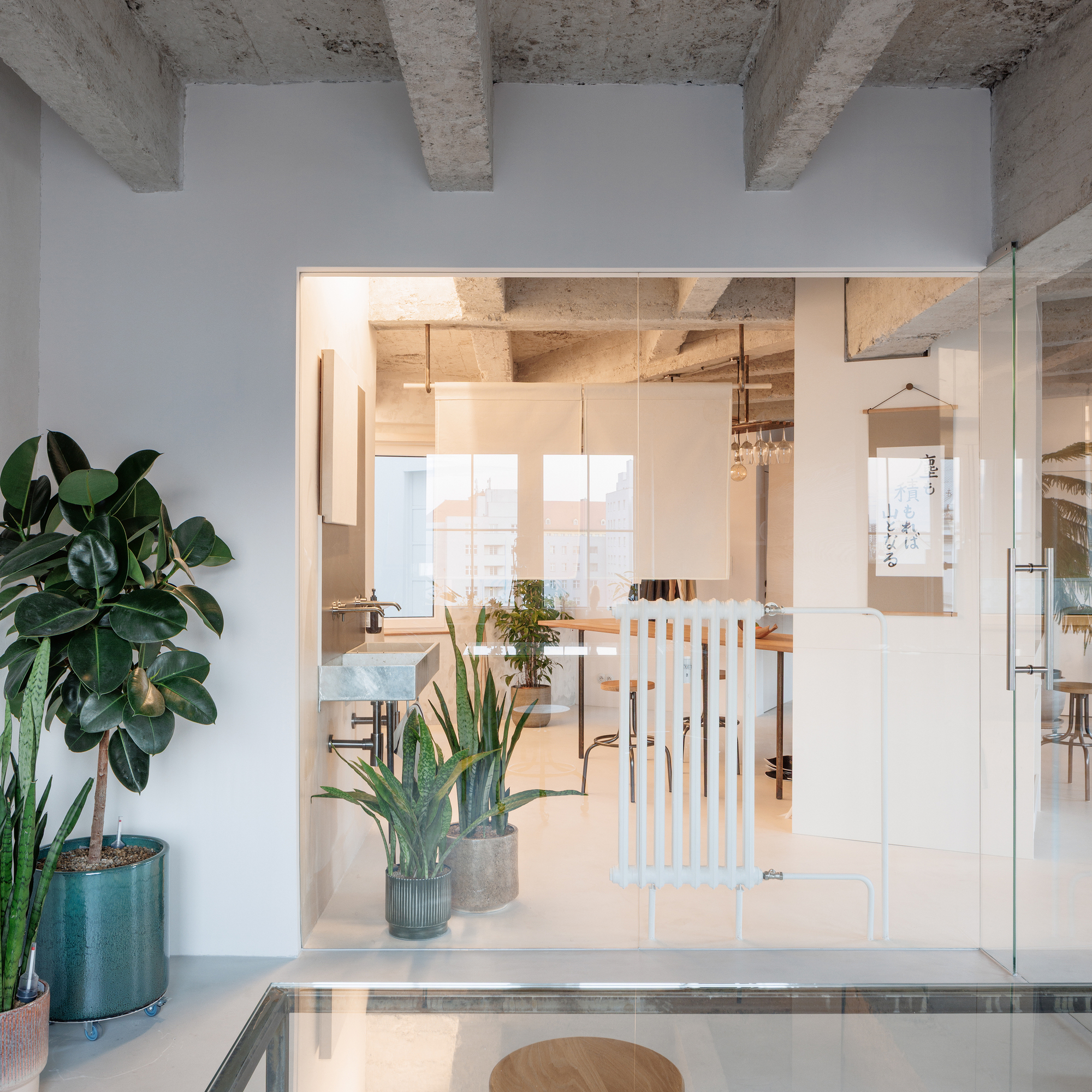 Apartment Conversion into a Creative Studio / alchitekt-40