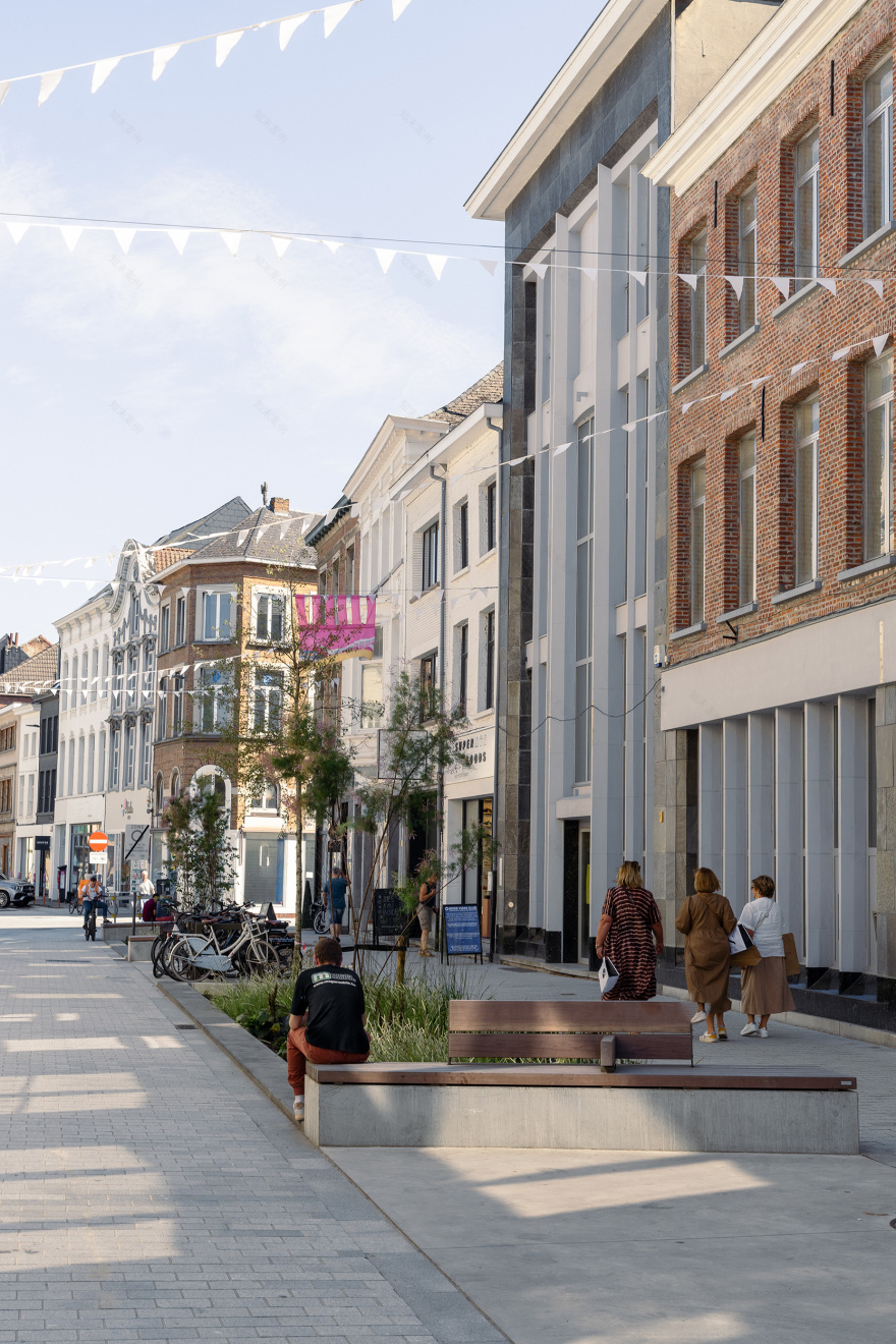 梅赫伦市中心丨比利时丨OKRA landscape architects-24