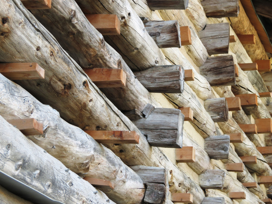 瑞士木质谷仓的蜕变 · 农村建筑的现代复兴-32