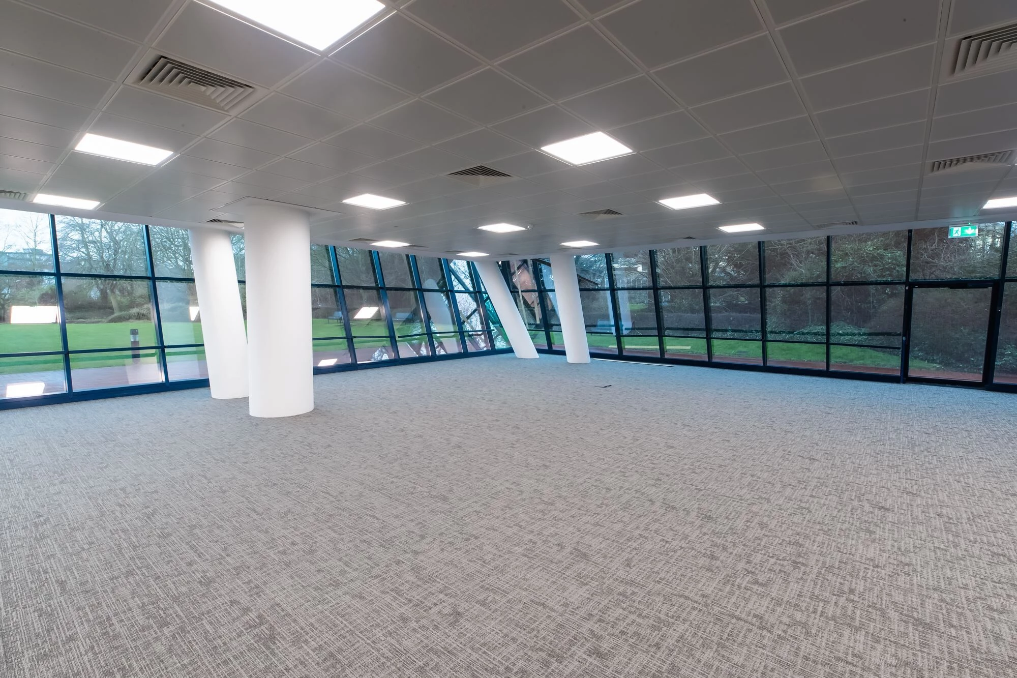 蓝色利尼大厦丨英国丨Susan Lacey Design-24