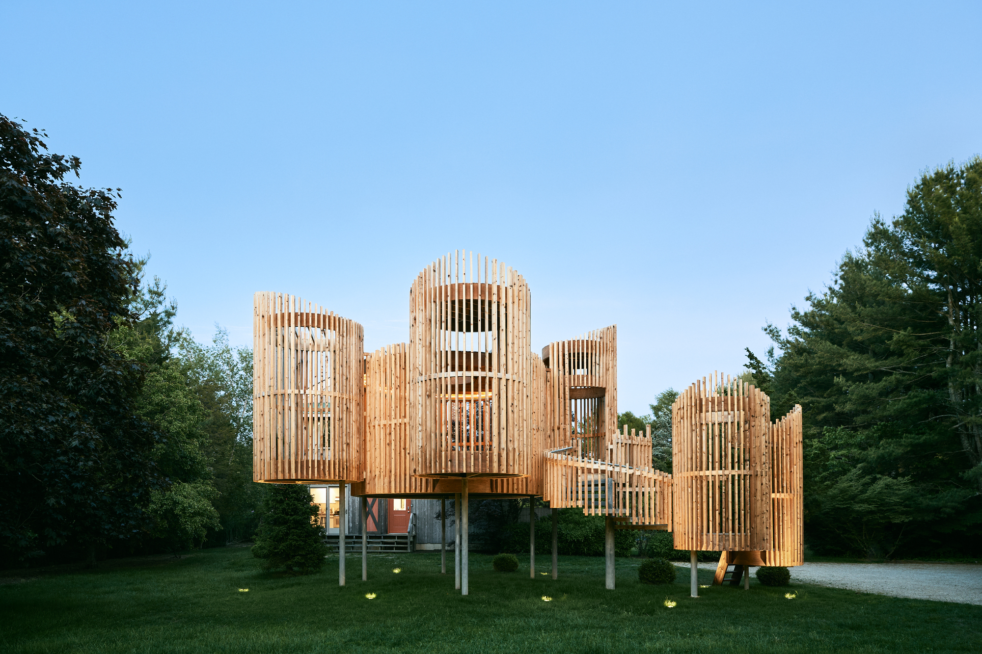 Outside-in Pavilion / Valerie Schweitzer Architects-25