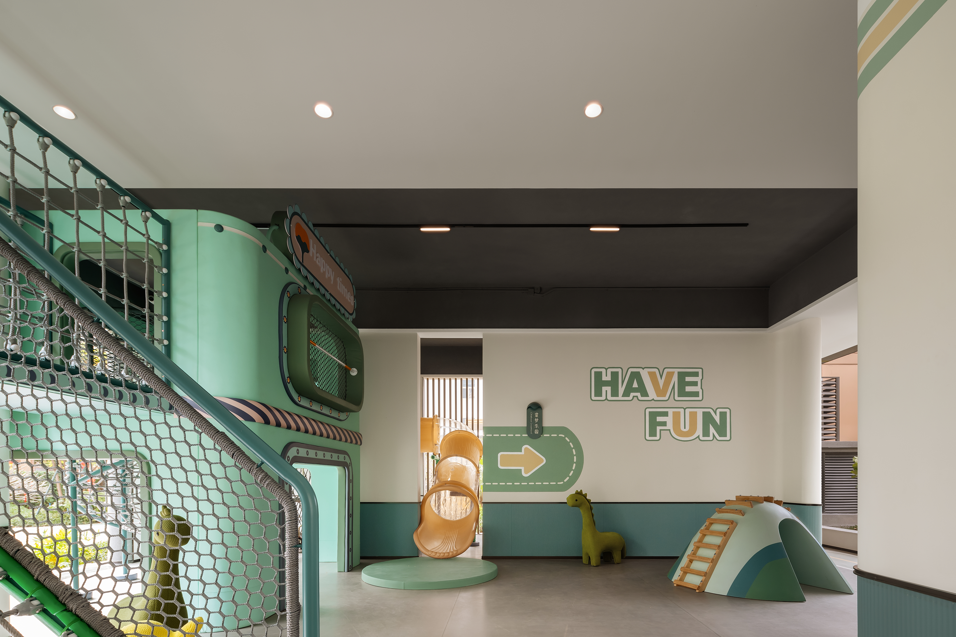 厦门建发湖畔九境架空层丨中国福建丨零次方陈设设计-25