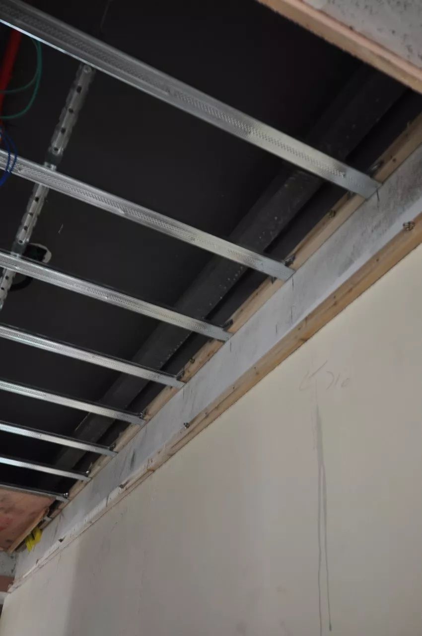 马汇装饰 | 素雅风华的 200㎡华标品峰空间-12