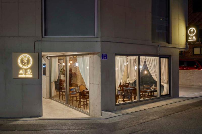 30 平米日式餐厅，极简风格打造温馨空间-2