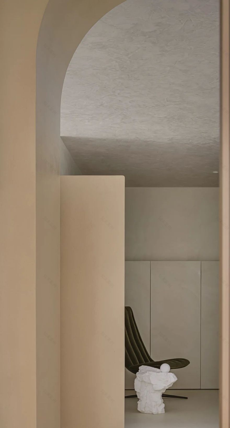 鄂尔多斯绿洲 · 自由环形动线串联生活区域丨中国鄂尔多斯丨尔我空间设计研究室-10