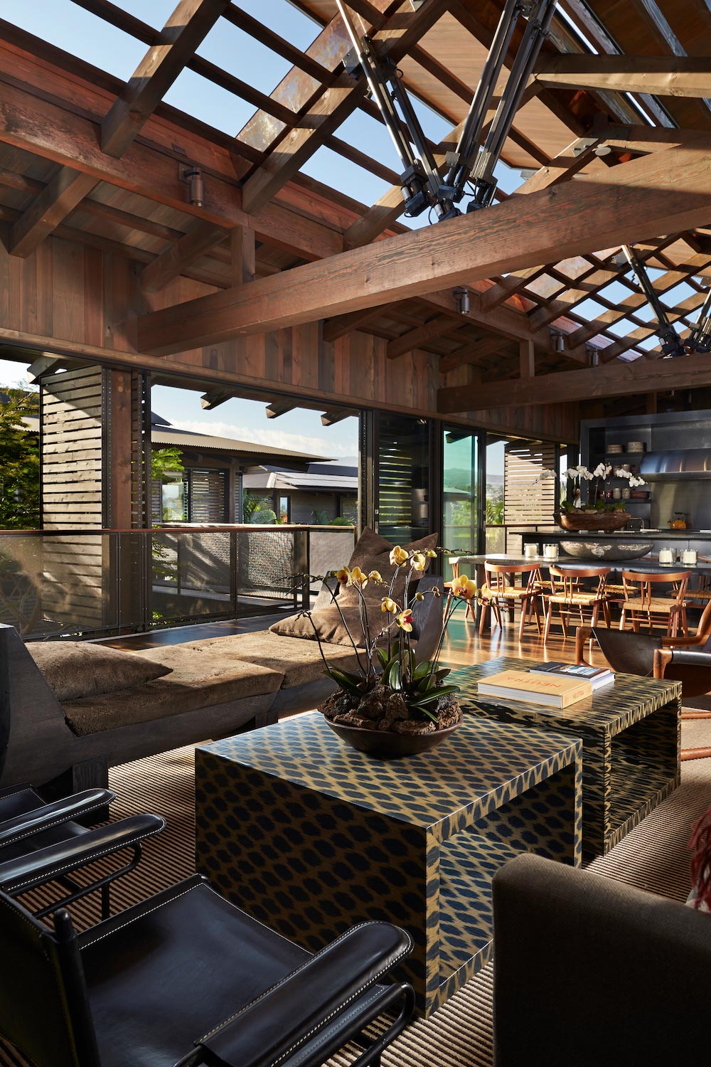 夏威夷热带景观中的波利尼西亚风格住宅-0