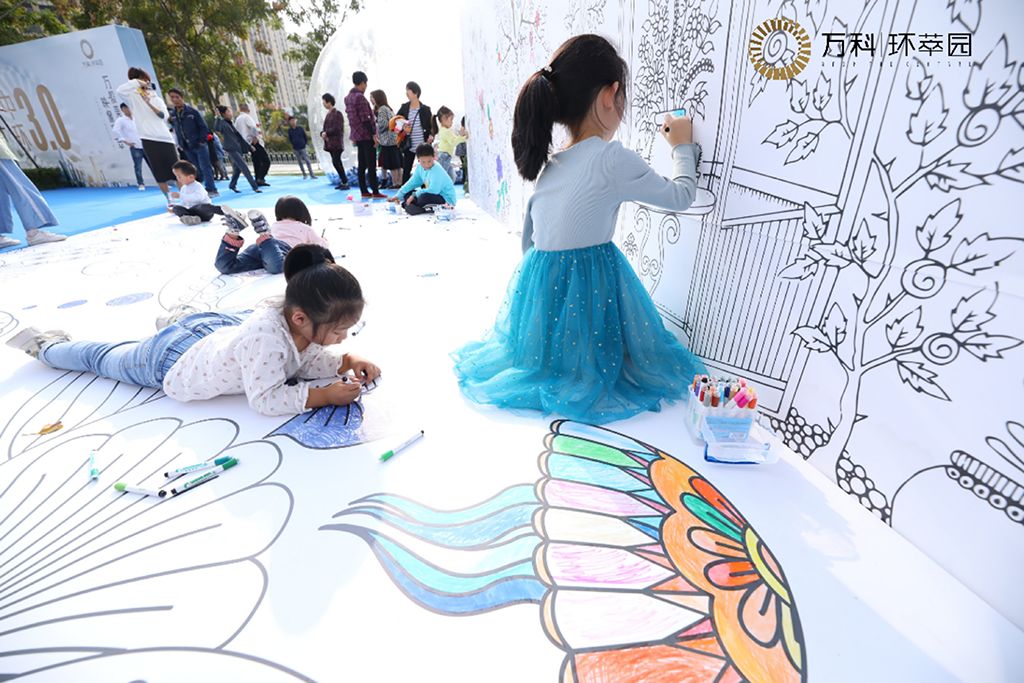 【艺镜】想象力展厅盛启|万般美好，映像环萃-25