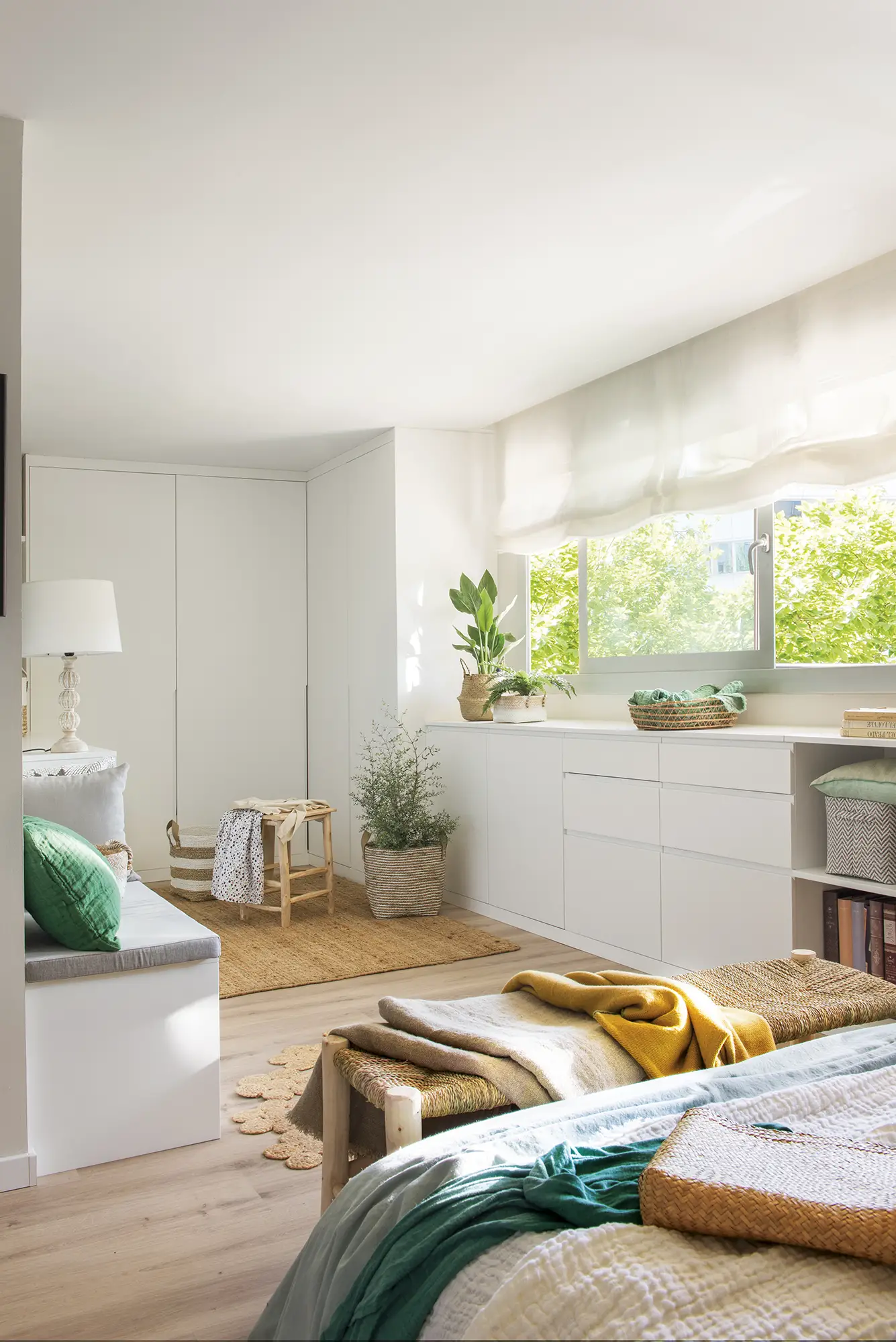 巴塞罗那阳光公寓，创新设计打造舒适空间-10