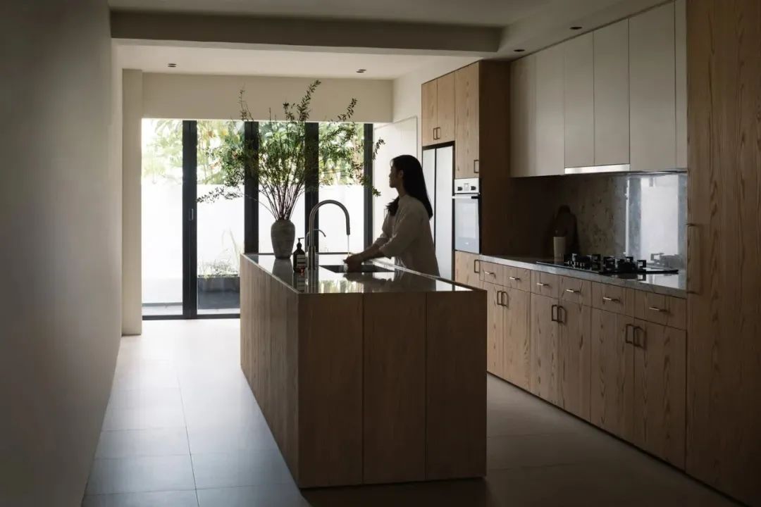 新加坡 230㎡原木风公寓丨TEEL Studio-16