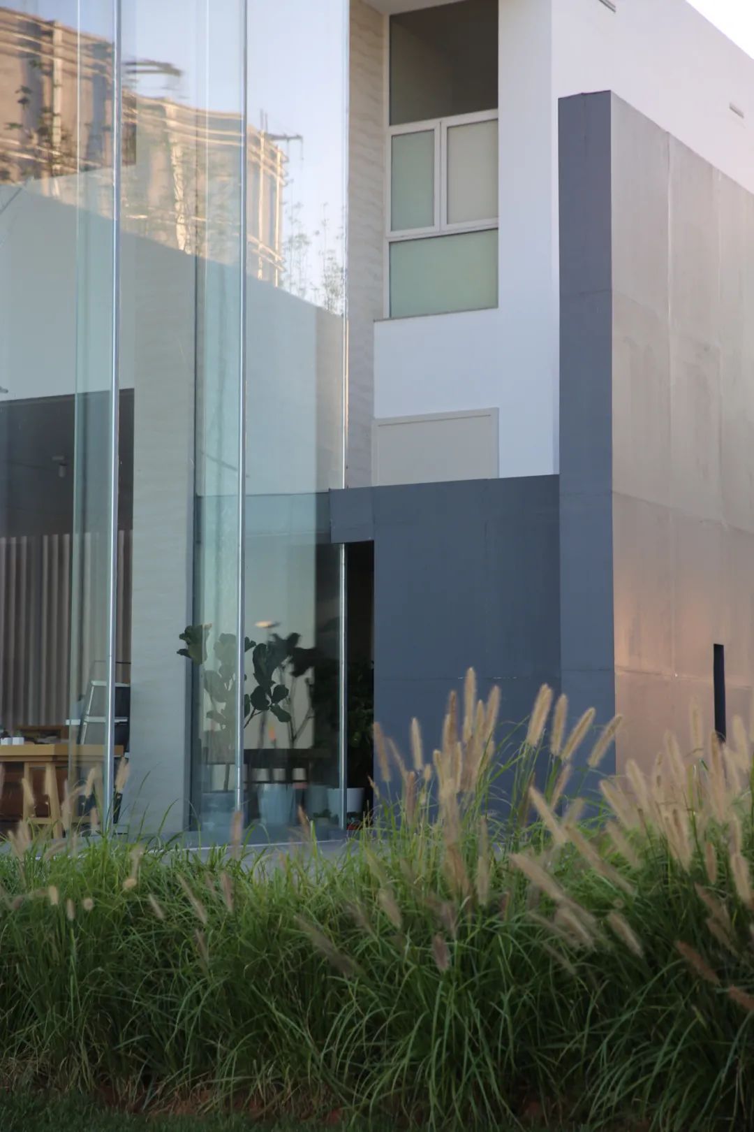 阿那亚的海、建筑与艺术 | 探索海边孤独的图书馆与礼堂-91