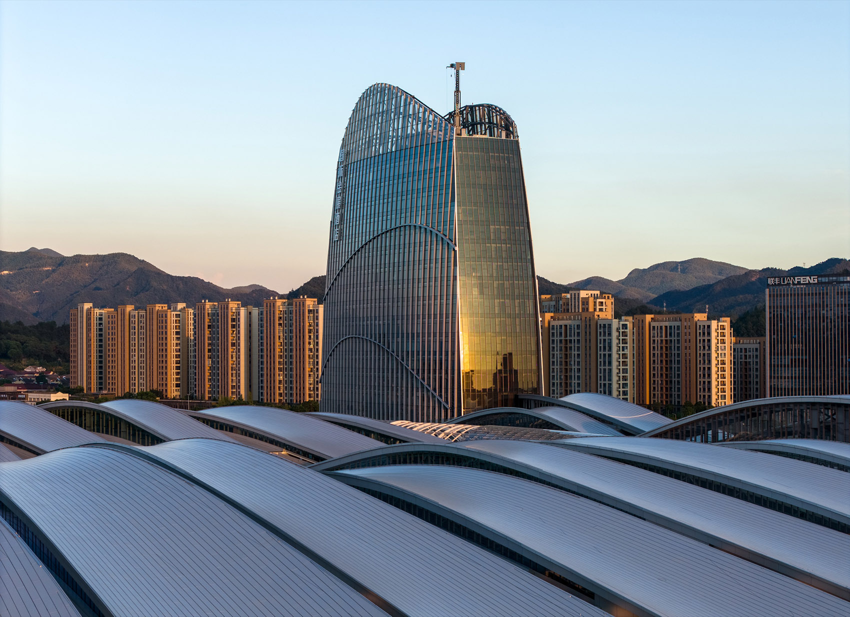 安吉国际会展中心丨中国湖州丨法何斐德,启迪,公和,ACD艺城等公司-150